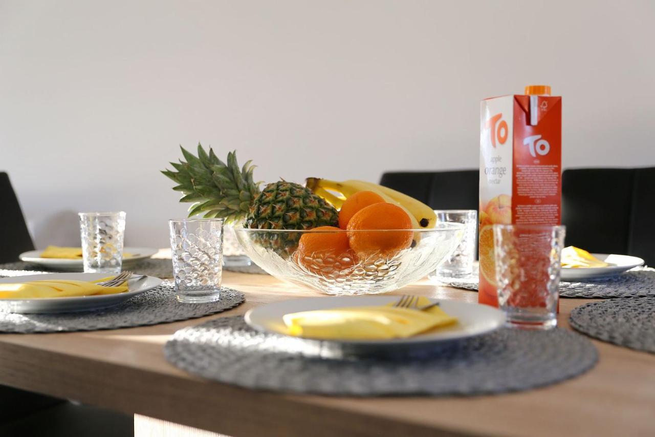 Apartments Lisac Вир Екстериор снимка